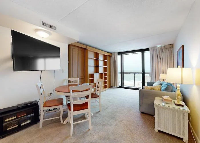 Golden Sands 709 Apartment